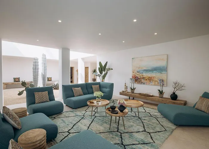 Вилла La Linda *